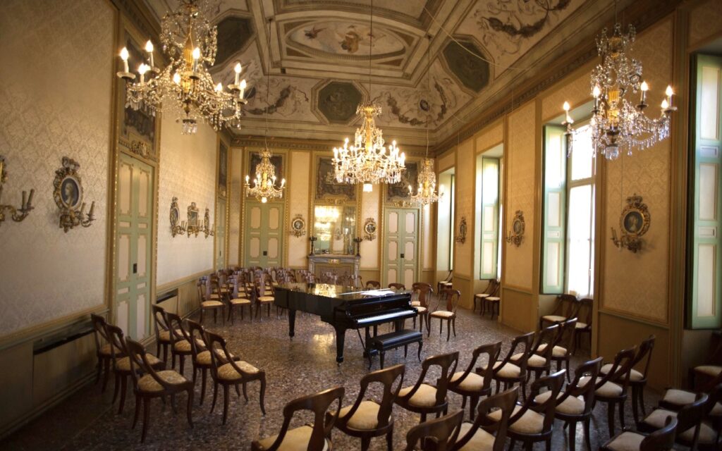 Accademia Filarmonica_Palazzo Gozzani Treville2